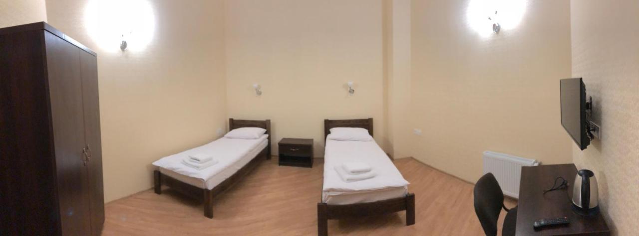 Passage Hotel Ternopil Kültér fotó